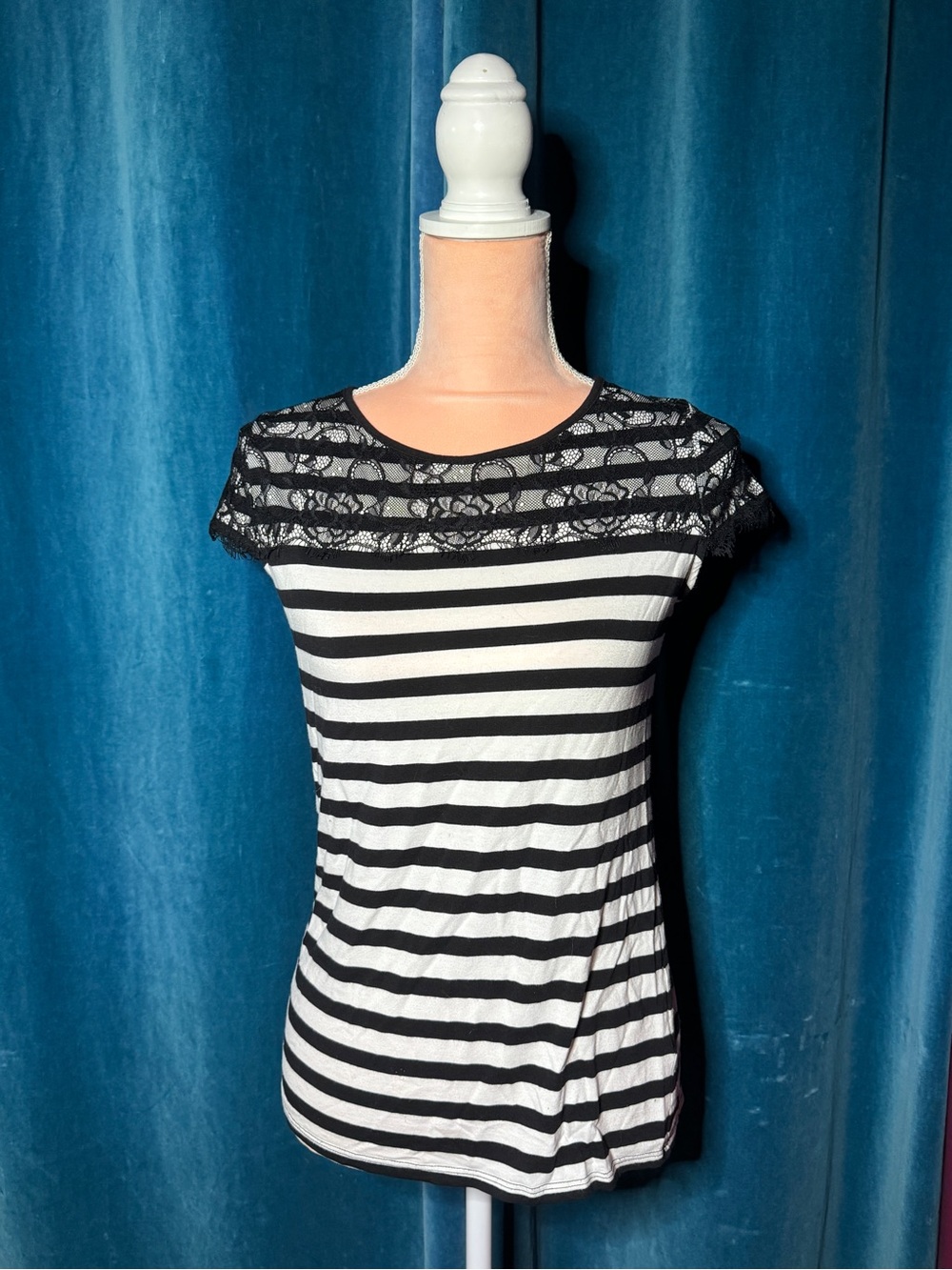Black & White Striped Lace  Women's Top